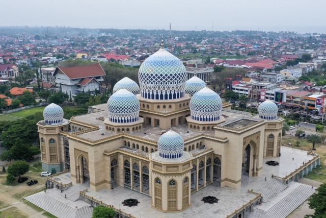 Masjid Agung Islamic Center, Kota Lhokseumawe. Foto: Abdul Hadi