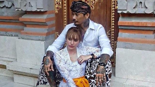 Jerinx 'SID' dan Nora Alexandra Philip. Foto: Instagram @jrx1977