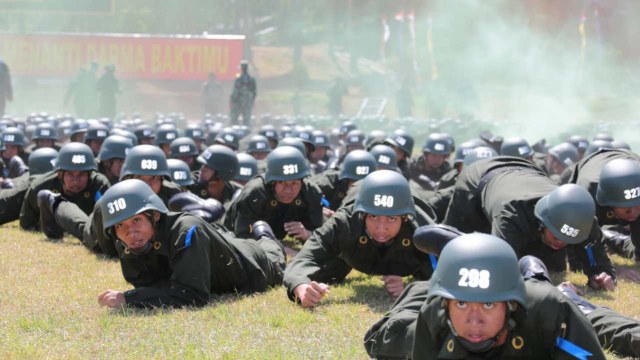 Sejumlah calon taruna (Catar) mengikuti Pendidikan Dasar (Diksar) Integrasi kemitraan calon prajurit tarunan Akademi TNI dan calon Bhayangkara taruna Akpol Tahun 2019. Foto: Dok. Lemdikpol Polri