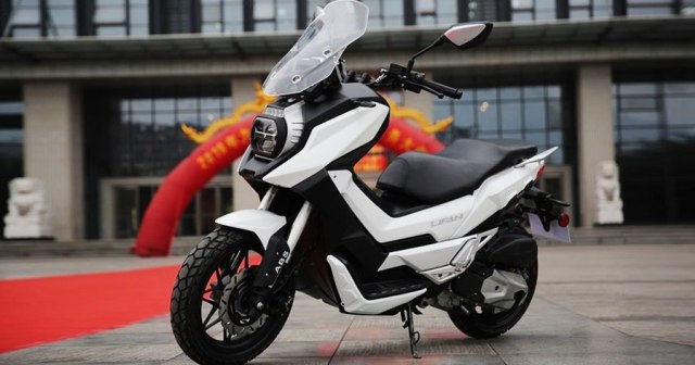 Lifan LF150-T, kembaran Honda ADV150 dari China Foto: dok. Newmotor
