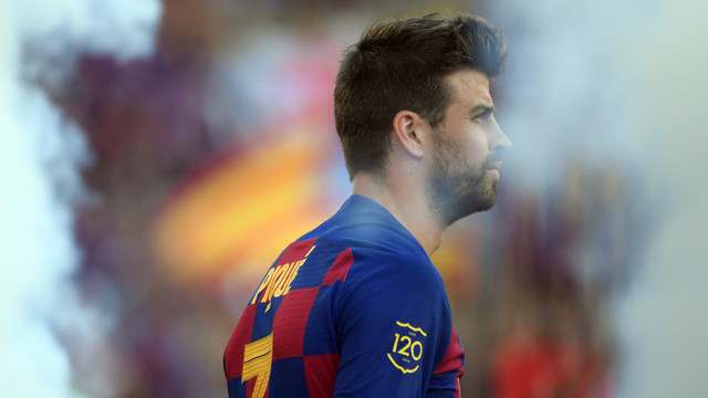 Gerard Pique jelang pertandingan Trofi Jan Kamper menghadapi Arsenal. Foto: AFP/Josep Lago