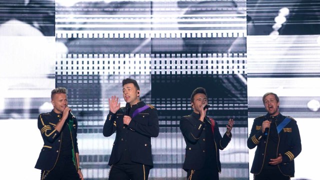 Penampilan Boyband Westlife saat konser di ICE BSD, Tangerang, Banten. Foto: Fanny Kusumawardhani/kumparan