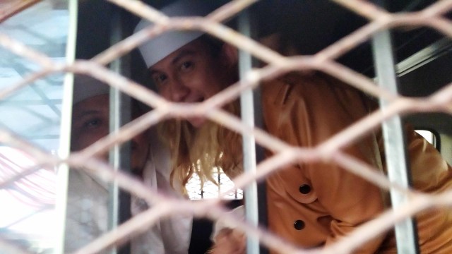 Terpidana Habib Bahar bin Smith akan dipindahkan ke Lapas Pondok Rajeg, Kabupaten Bogor. Foto: Rachmadi Rasyad/kumparan