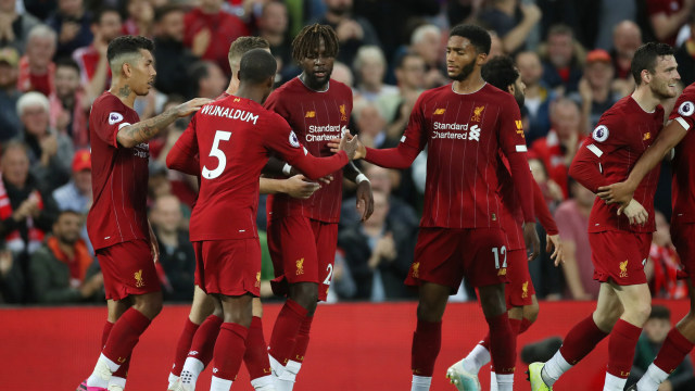 Pemain Liverpool berpesta gol di laga pertama Premier League 2019/20. Foto: Reuters/Carl Recine