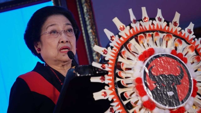 Megawati Soekarnoputri saat pengumuman, pelantikan dan pengambilan sumpah janji pengurus DPD PDI Perjuangan Masa Bakti 2019-2024. Foto: Jamal Ramadhan/kumparan