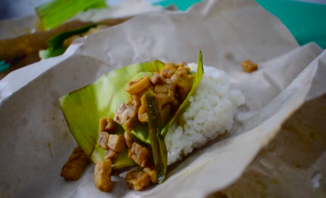 Ilustrasi nasi kucing. Foto: adn.