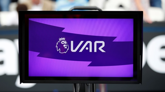 VAR Premier League. Foto: Reuters/David Klein