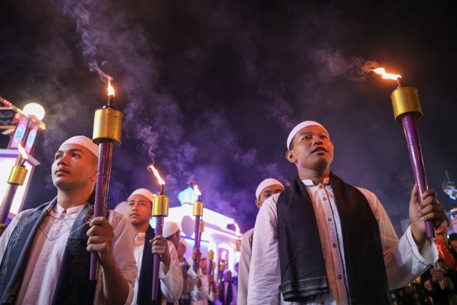 Peserta pawai takbiran di Banda Aceh. Foto: Suparta/acehkini