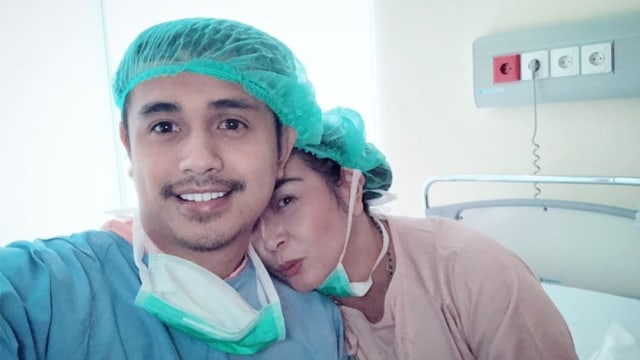 Ajun Perwira dan istri program bayi tabung Foto: IG @ajunperwira