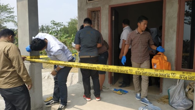 Suasana di rumah pembunuhan sekeluarga di Serang, Banten. Foto: Dok. Istimewa