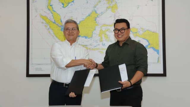 KKP serahkan pengelolaan Pasar Ikan Modern Muara Baru ke Perum Perindo. Foto: Dok. Perum Perindo