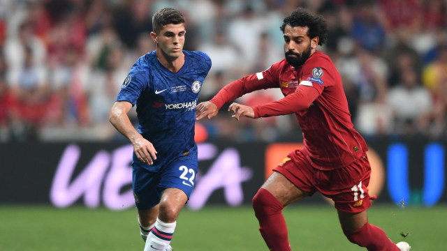 Christian Pulisic (kiri) di ajang Piala Super Eropa 2019. Foto: CreditOZAN KOSE / AFP