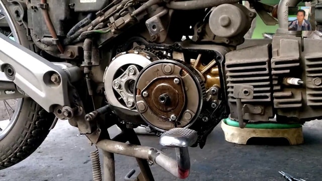 Ilustrasi mesin motor. Foto: Istimewa