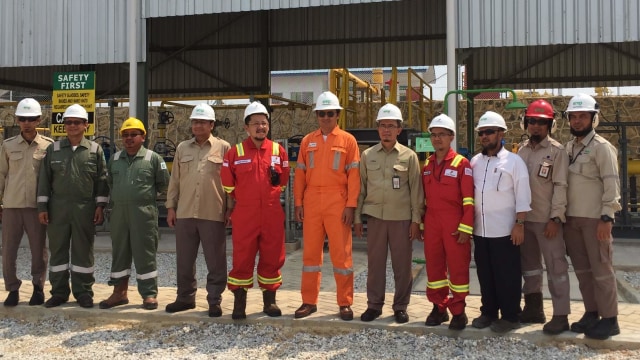 SKK Migas Minta Energi Mega Persada Bantu Usaha Warga Riau | kumparan.com