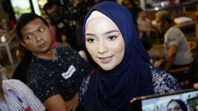 Artis Citra Kirana saat hadir di press screening film Twivortiare di Plaza Indonesia, Jakarta. Foto: Ronny