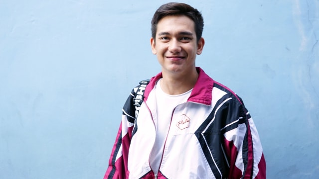 Artis Adipati Dolken saat di temui dikawasan Tendean , Jakarta, Selasa, (20/8). Foto: Ronny