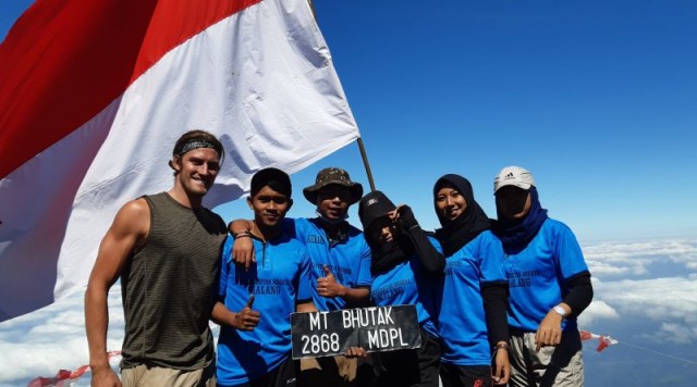 Kibarkan Bendera di Puncak Gunung Butak, Antara Berjuang dan Berhasil