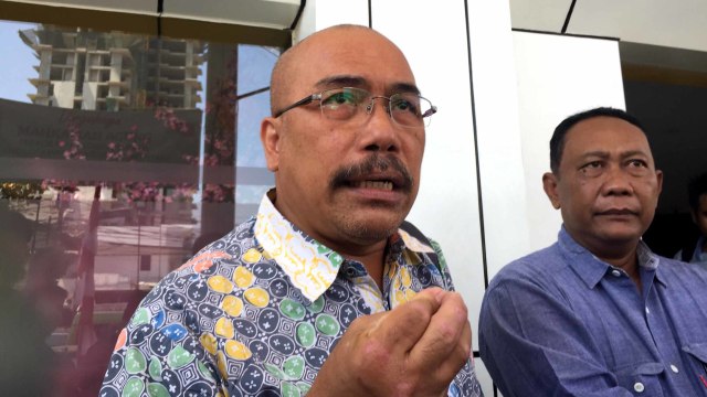 Ketua Forum Warga Kota Jakarta, Azas Tigor Nainggolan. Foto: Lutfan Darmawan/kumparan