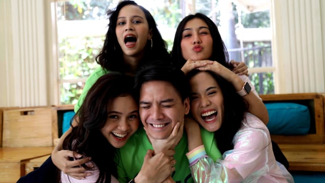 Pemain film Bebas saat di kumparan. Foto: Abil Achmad Akbar/kumparan