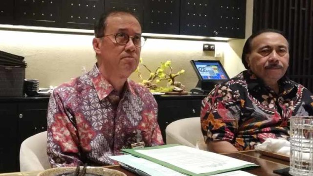 Direktur Teknologi Informasi & Operasi BRI Indra Utoyo (kiri) bersama Dirut Satkomindo Abing Rabani. Foto: Wendiyanto/kumparan