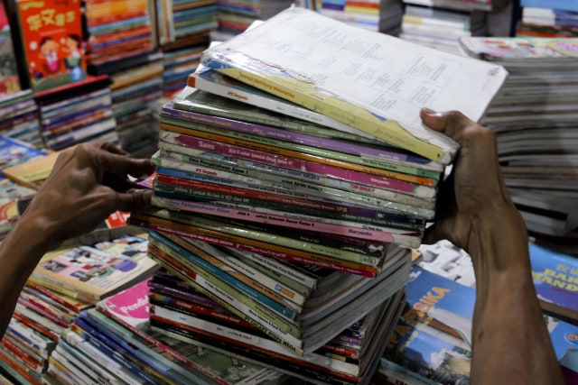 ilustrasi buku. Foto: Jamal Ramadhan/kumparan