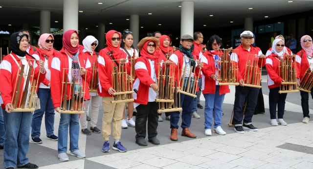 Kala Lantunan Musik dari Angklung Mengalun Indah di Stockholm, Swedia