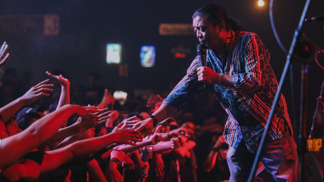 Didi Kempot saat manggung. Foto: Dok. BeliAlbumFisik