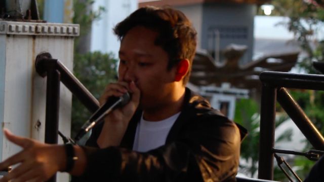 Salah seorang anggota BEJO (Beatboxing Jogja) sedang nge-beatbox. Foto: Birgita.