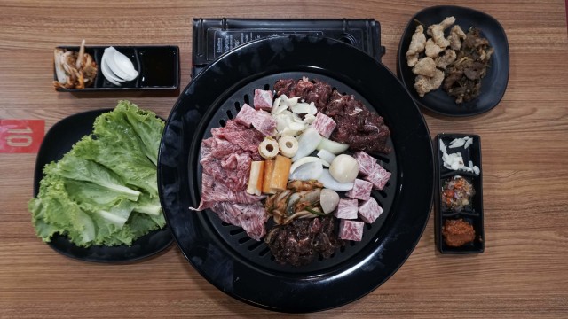 Premium Beef dan Wagyu Beef di Wangja Korean BBQ, Tebet, Jakarta Selatan. Foto: Jamal Ramadhan/kumparan