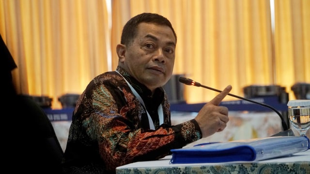 Antam Novambar saat mengikuti tes wawancara dan uji publik Calon Pimpinan KPK di Kementerian Sekretariat Negara, Jakarta Pusat. Foto: Irfan Adi Saputra/kumparan