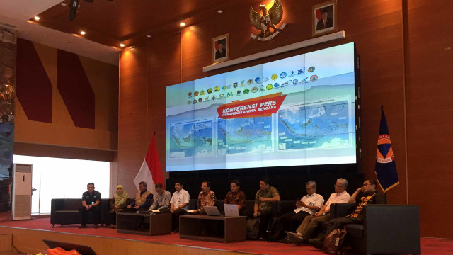 Konferensi pers penanganan bencana di Gedung Serbaguna Dr. Sutopo Purwo Nugroho, Graha BNPB, Jakarta Timur. Jumat (30/8). Foto: Farida Yulistiana/kumparan