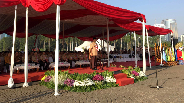 Gubernur DKI Jakarta Anies Baswedan saat memimpin Apel Hari Besar Pramuka ke-58. Foto: Darin Atiandina/kumparan