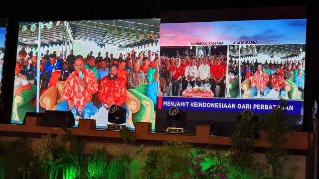 Menkominfo Rudiantara melakukan uji coba Palapa Ring Timur di Nunukan, Kalimantan Utara, pada Sabtu (31/8). Foto: Bianda Ludwianto/kumparan