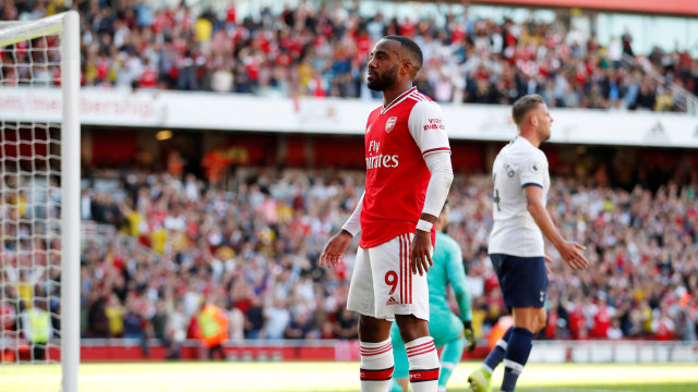Selebrasi dari Alexandre Lacazette. Foto: Reuters/Matthew Childs