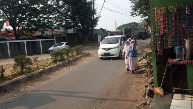 Diduga Lokasi Kejadian Duel Maut Siswa SMK di Gunung Putri Bogor. Foto: Ferry Fadhlurrahman/kumparan