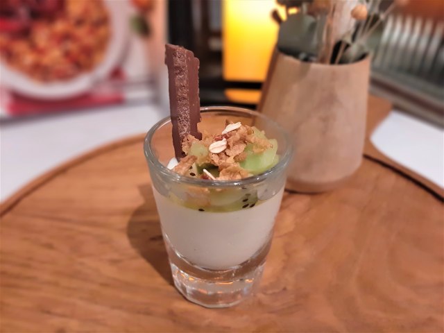 Panna cotta berbahan makanan dari Selandia Baru Foto: Azalia Amadea/Kumparan