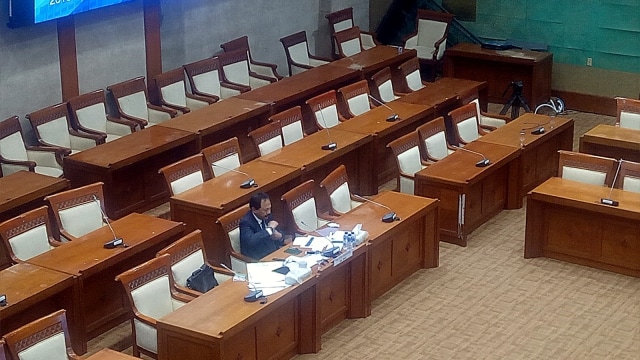 Calon Anggota BPK, Tito Sulistio jalani fit and proper test. Foto: Nischa Muslimawati/kumparan