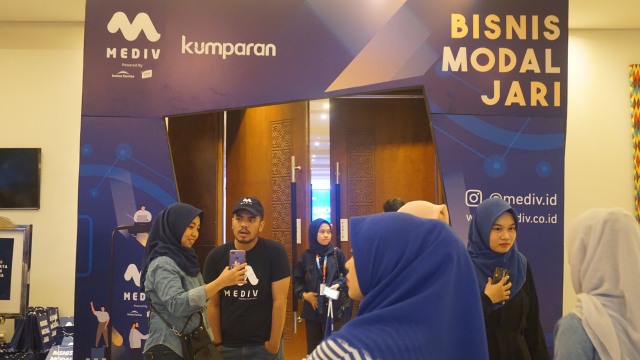 com-Roadshow Mediv Kimia Farma di kota ke-3, Makassar Foto: Novianti Rahmi Putri/kumparan