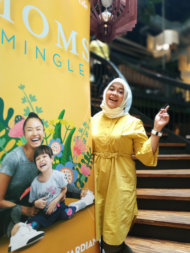 Mom"s mingle with kumparan and Sun life at kayu kayu resto 