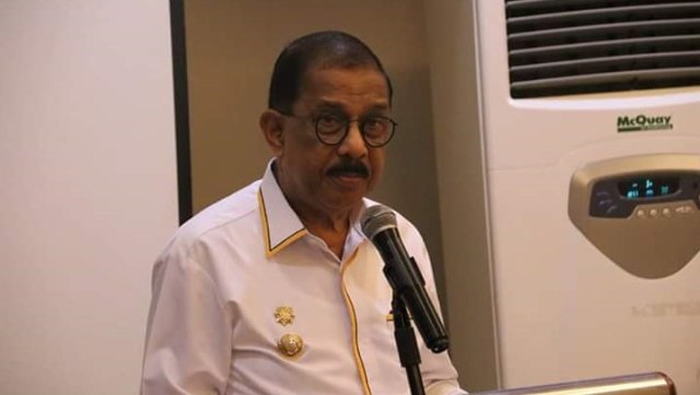 Walikota Ambon Richard Louhenapessy (Foto: Doc.ambonnesia)