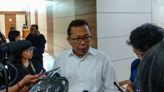 Anggota Komisi III DPR Arsul Sani sebelum rapat dengar pendapat dengan masyarakat sipil, Senayan, Jakarta, Selasa (10/9) Foto: Rafyq Panjaitan/kumparan