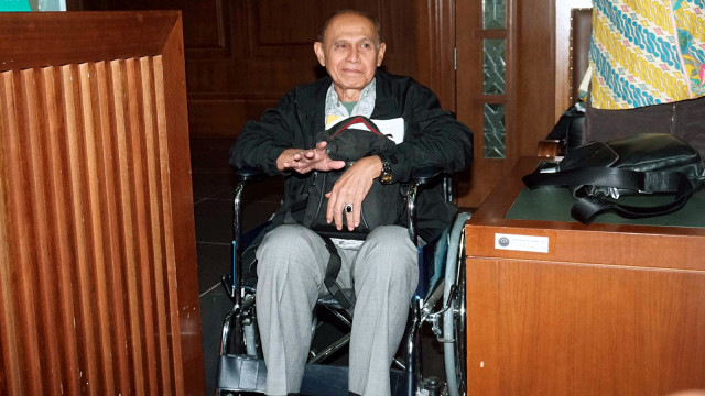 Kivlan Zen dalam sidang dakwaan dugaan kepemilikan senjata api ilegal di Pengadilan Negeri Jakarta Pusat. Foto: Irfan Adi Saputra/kumparan