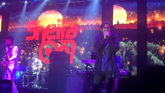 Penampilan Sheila On 7. Foto: Alexander Vito/kumparan