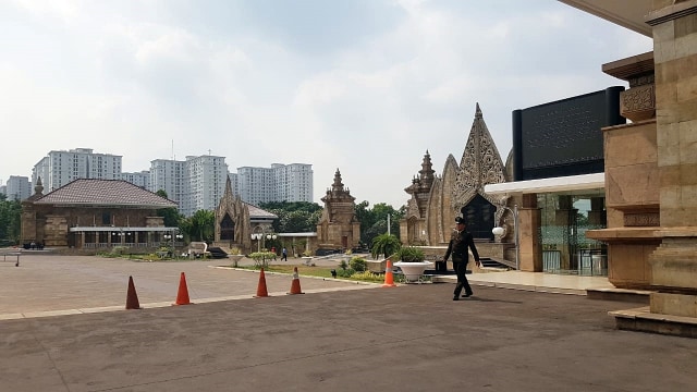 Suasana di depan TMP Kalibata. Foto: Efira Tamara Thenu/kumparan