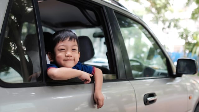 Lakukan Hal Ini saat Anak Tak Sengaja Terkunci di Dalam Mobil! Foto: Shutterstock