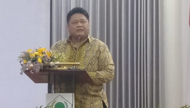 Ini Pesan Ridwan Hisjam untuk Anggota Fraksi Partai Golkar DPRD