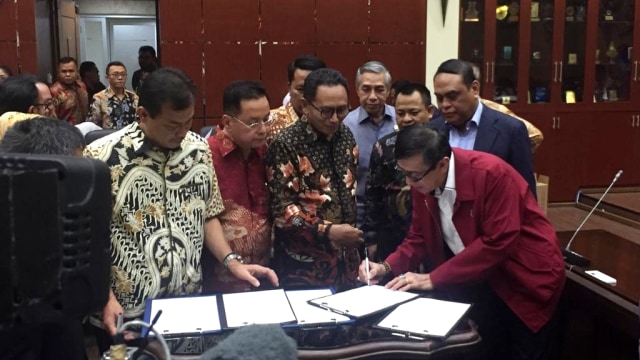 7 fraksi di DPR dan Pemerintah sepakat membawa Revisi UU KPK ke rapat Paripurna besok, Selasa (17/9). Foto: Rafyq Panjaitan/kumparan