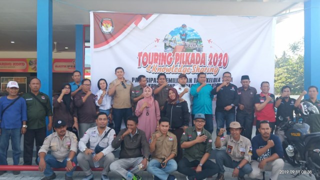 Foto bersama tim Touring Pilkada 2020. Foto: Lita