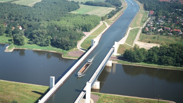 Foto: Jembatan Kanal Air Magdeburg