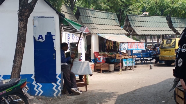 Kios di Terminal Pasar Antasari, Kota Banjarmasin. Foto: Zahidi/banjarhits.id